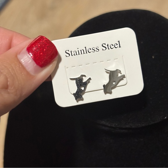 Stainless Steel Puppy Dog and Heart Stud Earrings, NIB - Perfect for Dog Lovers - Picture 4 of 9